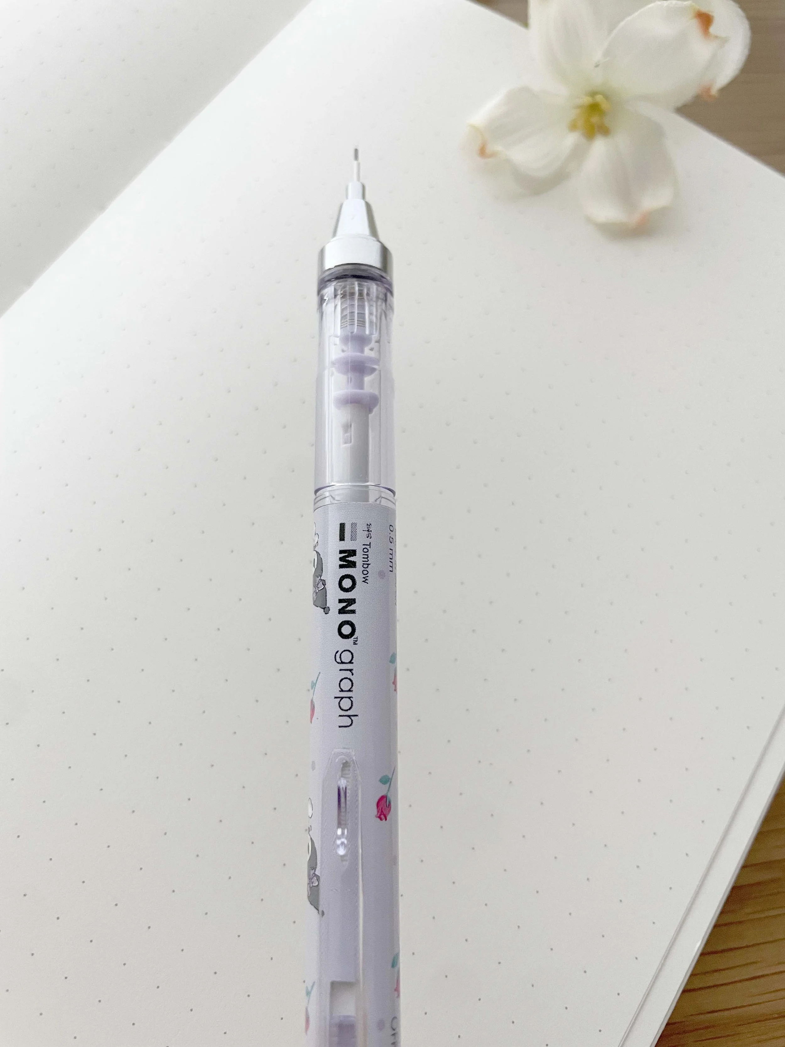 Sanrio MONO Graph Mechanical Pencil 05mm - Kuromi Flowers — La